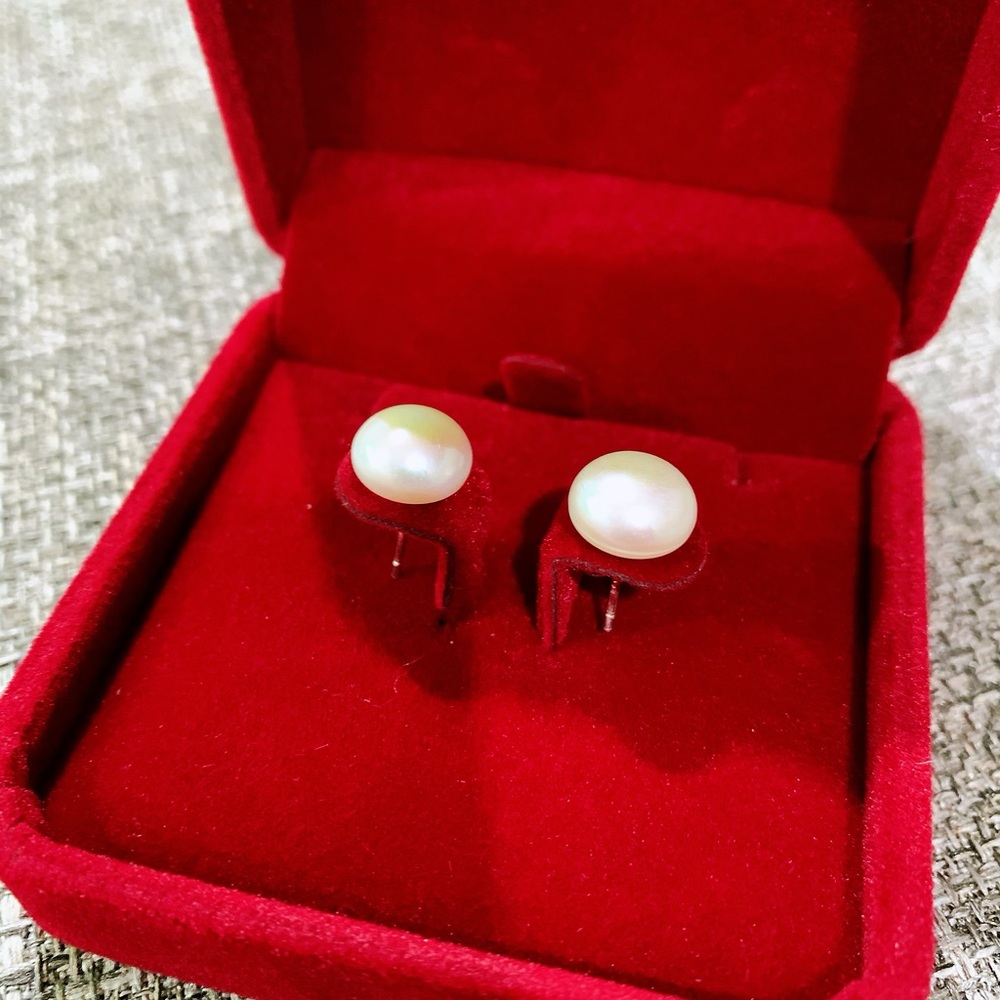 FannieL 10mm Cultured Real Pearl Stud Earrings in Sterling Silver New In Box